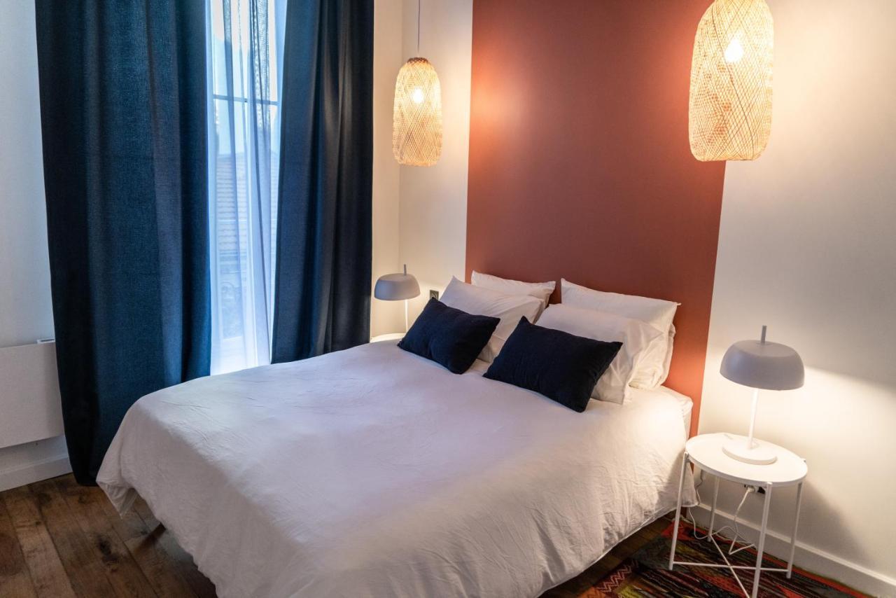 Beige Hospitalite - Coco - Hypercentre-2Chambres-Parking-Zen Saint-Etienne  Exterior foto